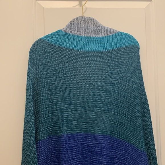 Vintage Knitted shawl - Picture 3 of 4